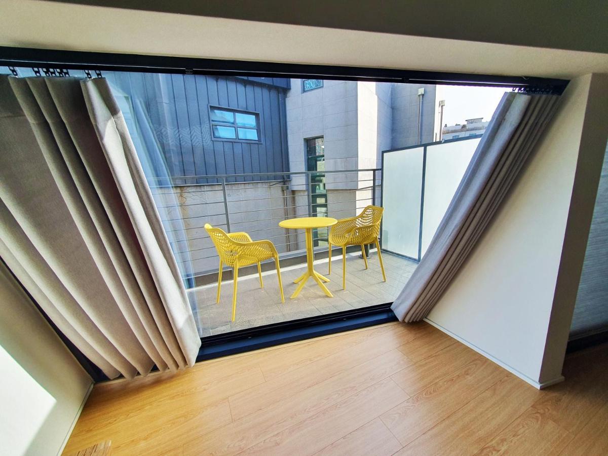 Yolo Guesthouse Сеул Экстерьер фото