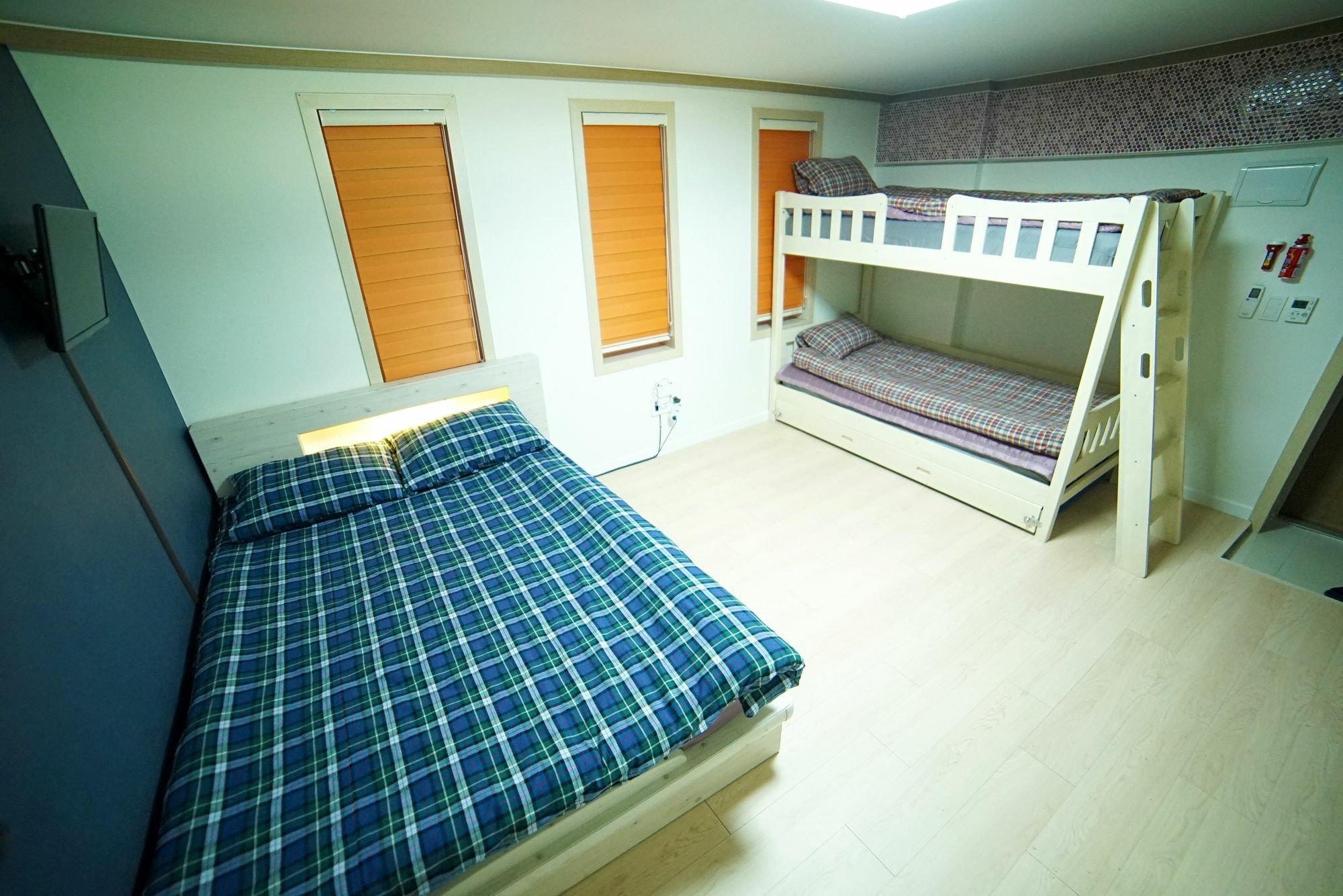 Yolo Guesthouse Сеул Экстерьер фото